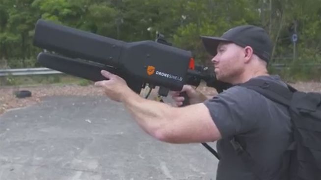 Aufgepasst: 'Rambo-Waffe' bekämpft Drohnen